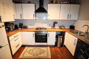 Kitchen- click for photo gallery